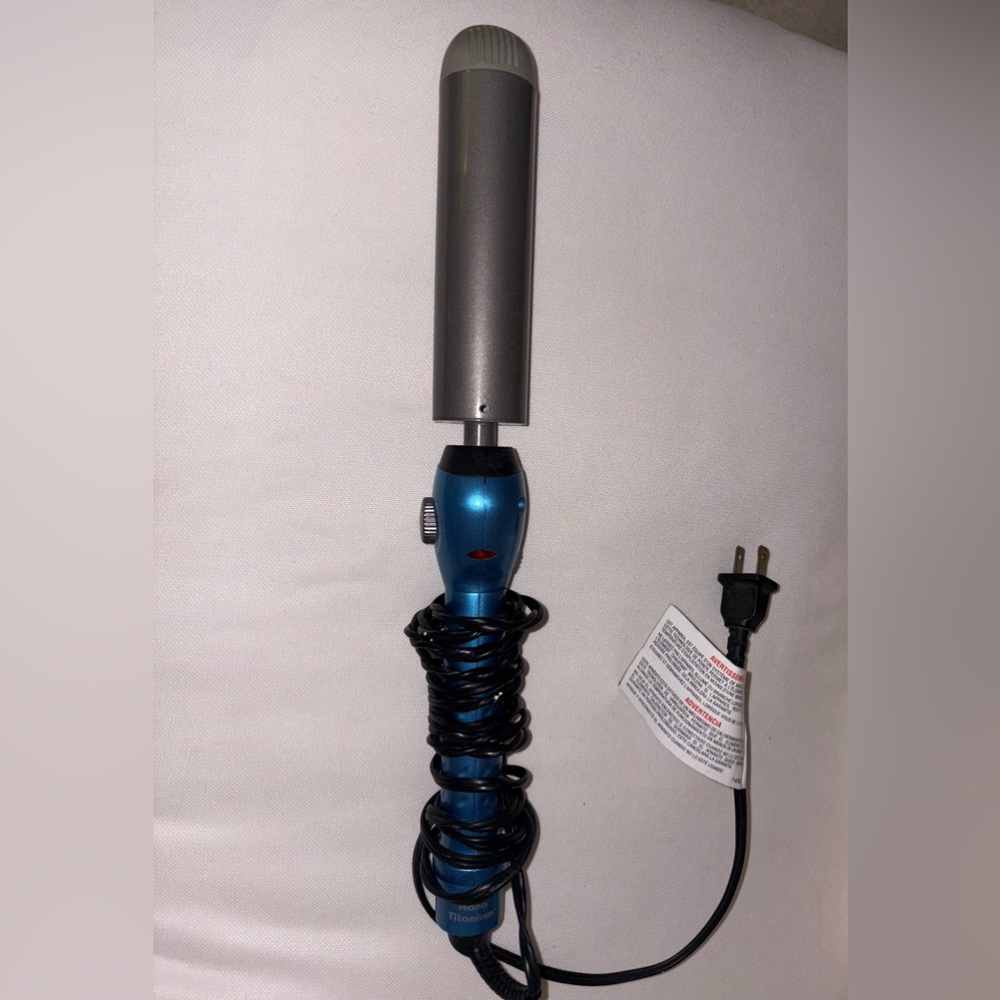 BaBylissPRO Nano Titanium 1 1/4” Wand